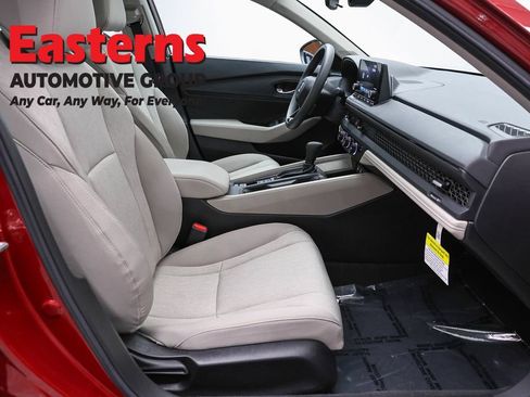 Used 2025 Honda Accord SE image 24