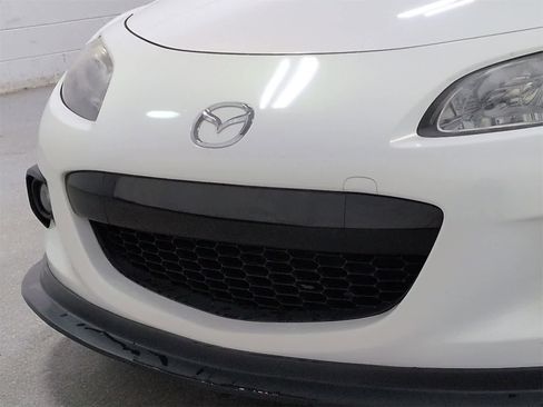 Used 2013 MAZDA MX-5 Miata Grand Touring w/ Premium Pkg image 18