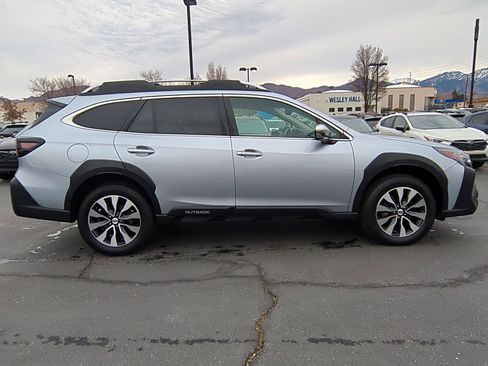 Certified 2023 Subaru Outback Touring XT image 2