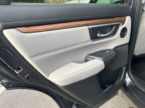 Used 2017 Honda CR-V Touring image 32