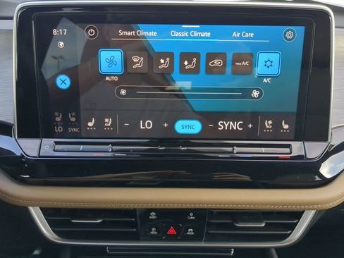 New 2026 Volkswagen Atlas Cross Sport SE image 23