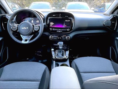 Certified 2023 Kia Soul EX image 15