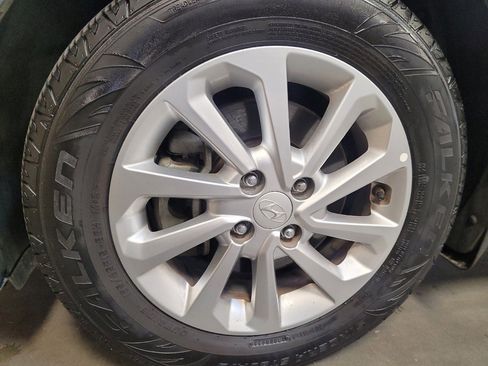 Used 2020 Hyundai Accent SEL image 31