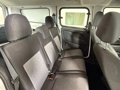 Used 2022 RAM ProMaster City Wagon w/ Lights & Wheels Group FWD image 29