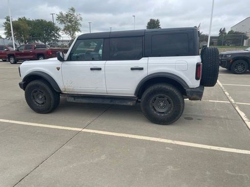 Used 2025 Ford Bronco Badlands w/ Sasquatch Package AWD/4WD image 6