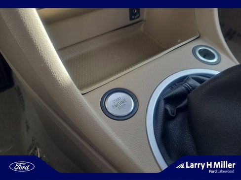 Used 2013 Volkswagen Beetle 2.5 image 27