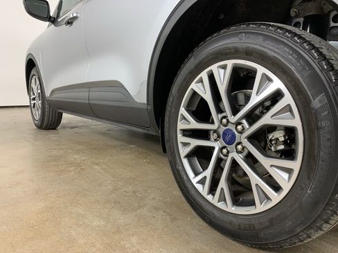 Used 2022 Ford Escape SEL image 15