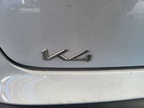 Used 2025 Kia K4 LXS image 11