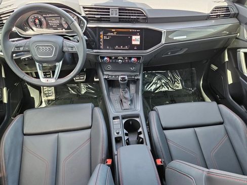 Used 2025 Audi Q3 2.0T Premium Plus w/ Premium Plus Package AWD/4WD image 17