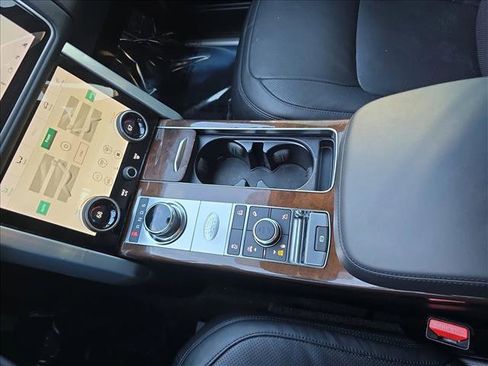 Used 2019 Land Rover Range Rover Supercharged image 24