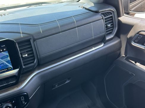 Certified 2025 Chevrolet Silverado 1500 LT RWD image 17