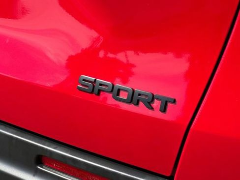 Certified 2025 Honda HR-V Sport image 34