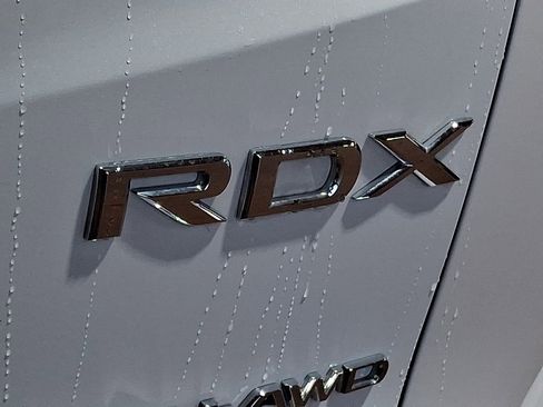 Used 2025 Acura RDX SH-AWD w/ Advance Package image 29
