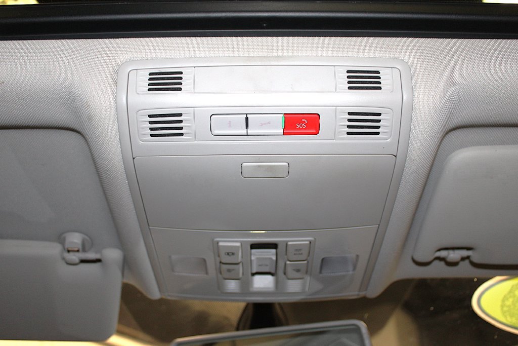 Used 2020 Volkswagen Jetta SE w/ SE Cold Weather Package FWD image 24
