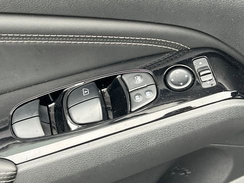 Used 2023 Nissan Altima 2.5 SL image 12