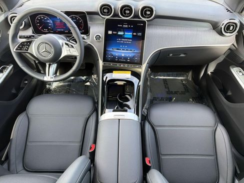 New 2026 Mercedes-Benz GLC 300 image 17