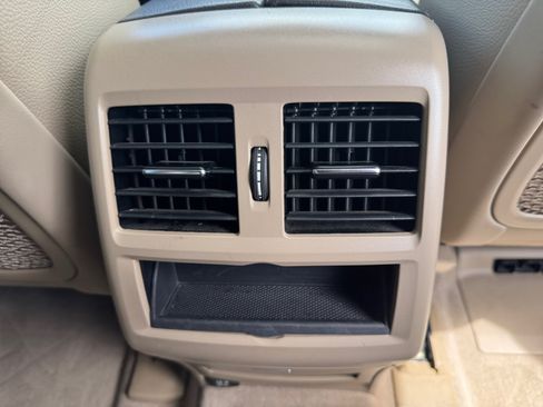 Used 2015 Mercedes-Benz ML 350 4MATIC image 19