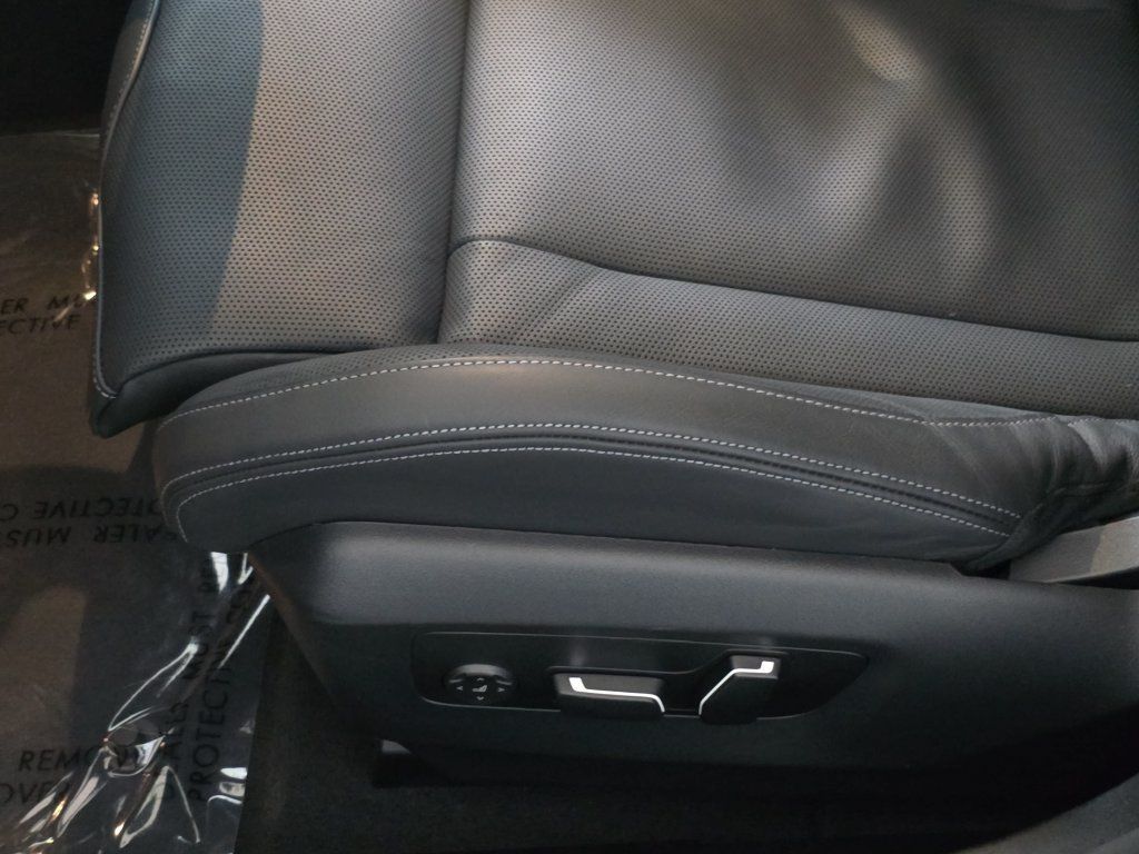 Used 2026 BMW M5 w/ Executive Package AWD/4WD image 30
