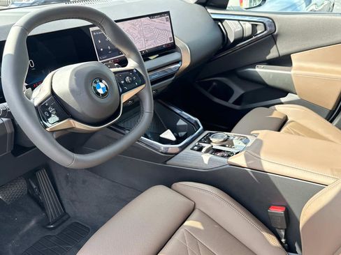 Used 2025 BMW X3 xDrive30i w/ Convenience Package image 2