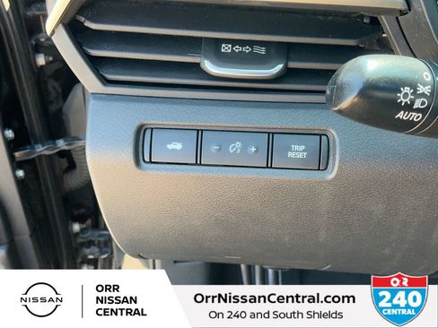 Used 2022 Nissan Altima 2.5 S FWD image 18