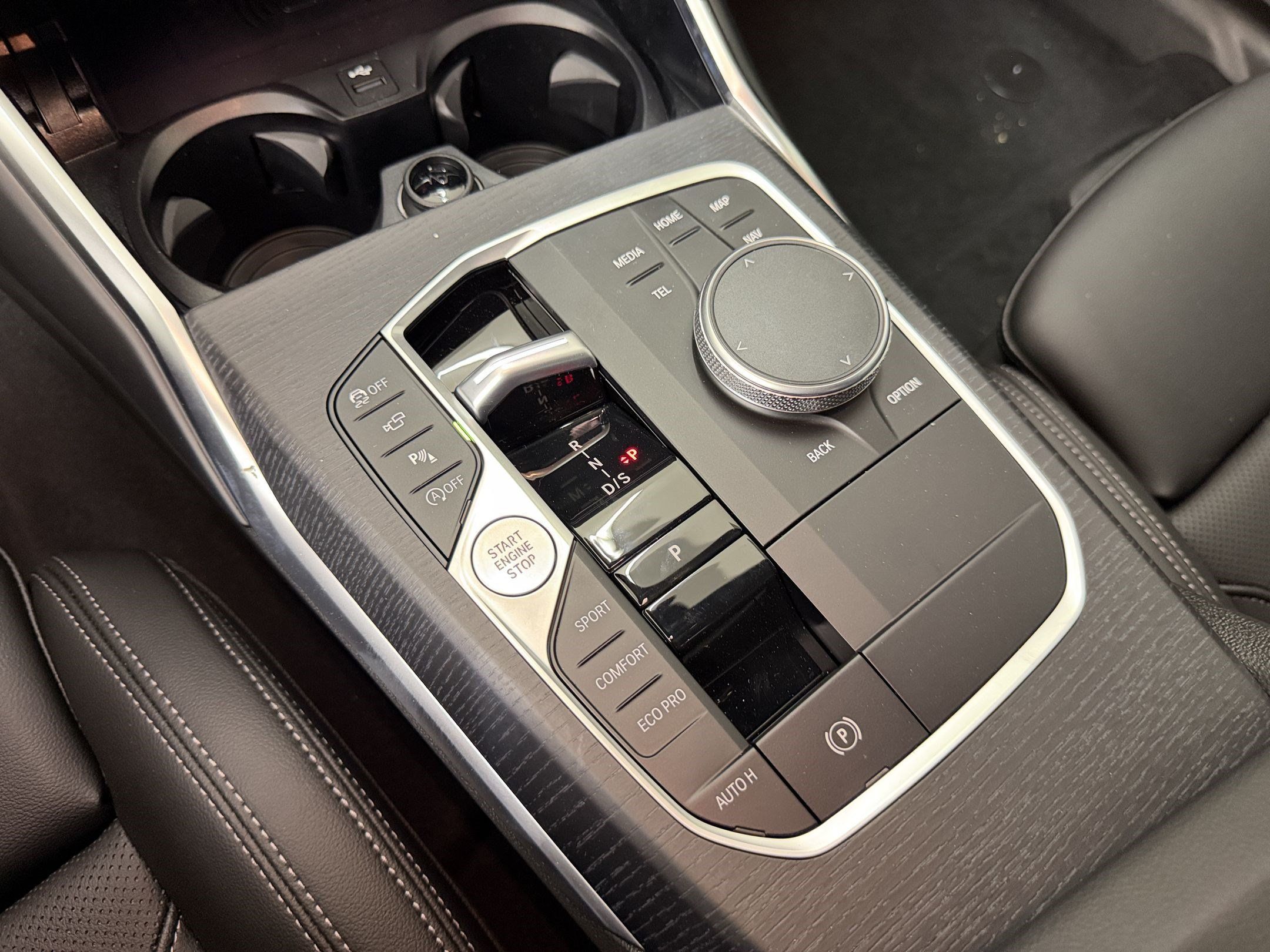 New 2026 BMW 330i Sedan w/ Convenience Package RWD image 17