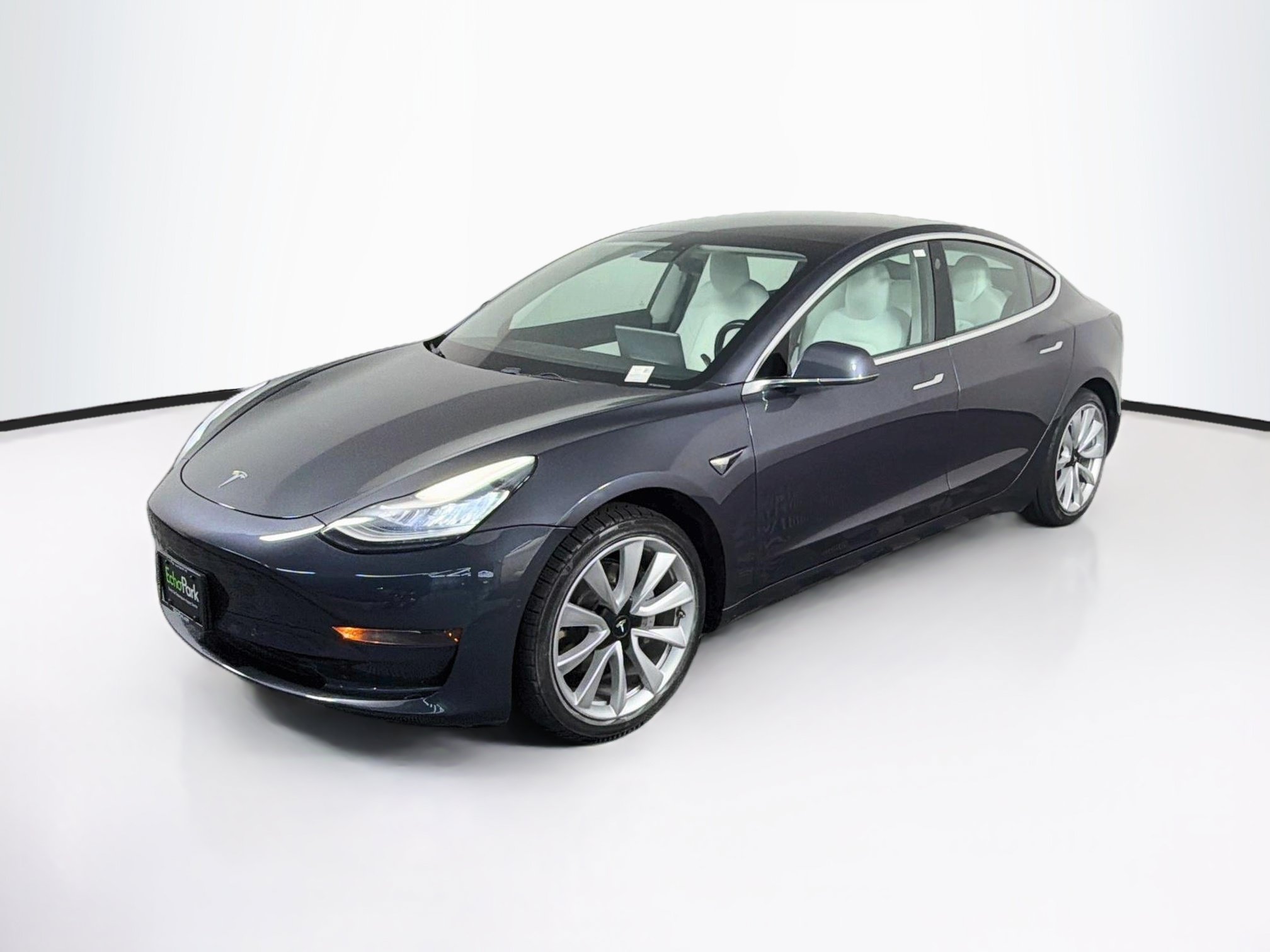 Used 2019 Tesla Model 3 Standard Range Plus RWD image 3