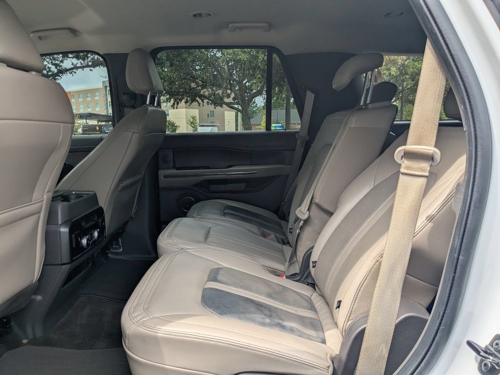 Used 2021 Ford Expedition Limited RWD image 13