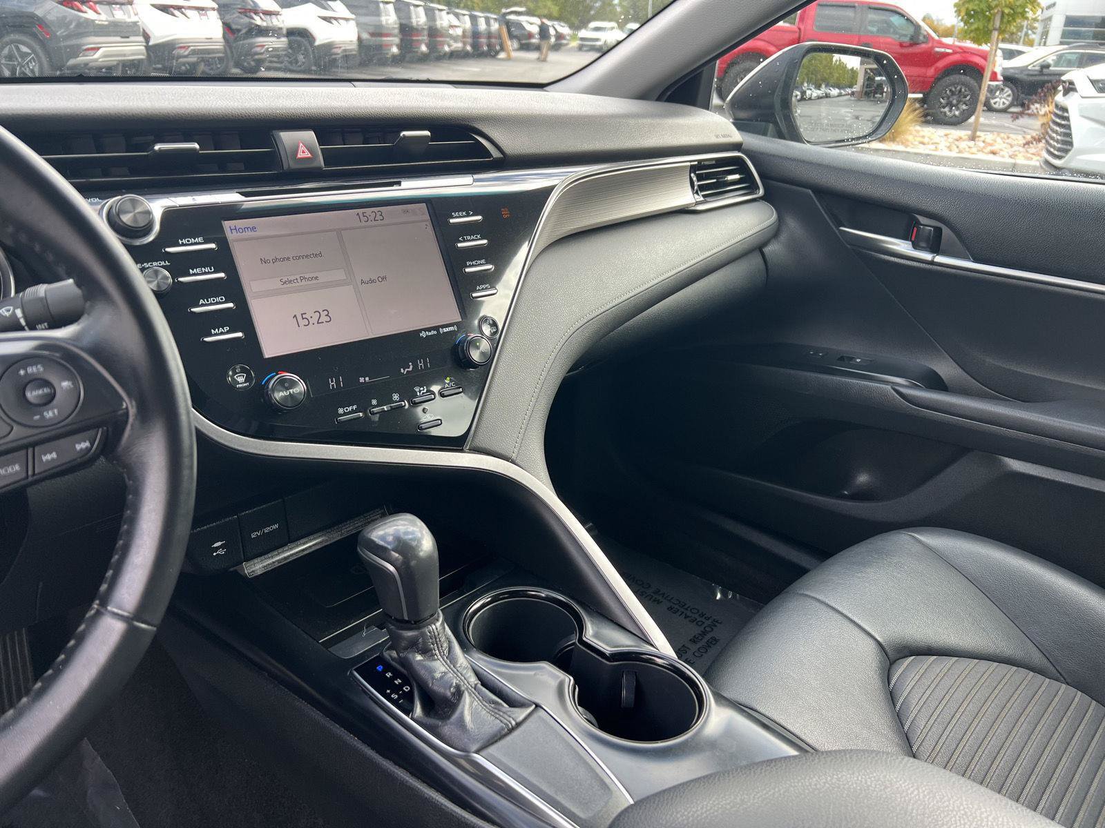 Used 2019 Toyota Camry SE w/ Audio Package FWD image 7