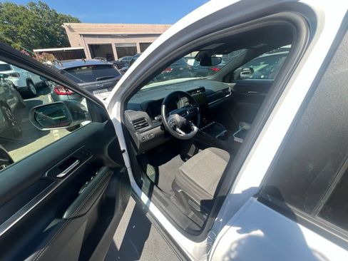 Used 2025 GMC Terrain Elevation AWD/4WD image 2