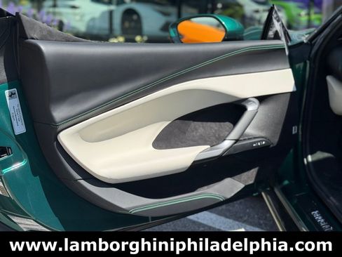 Used 2024 Ferrari 296 GTB RWD image 10