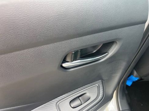 New 2025 Nissan Versa SV w/ Trunk Package image 19