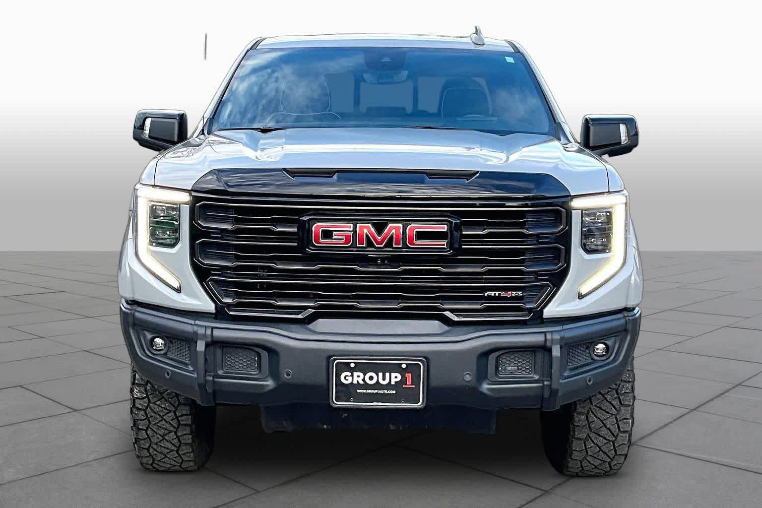 Used 2024 GMC Sierra 1500 AT4X AWD/4WD image 5