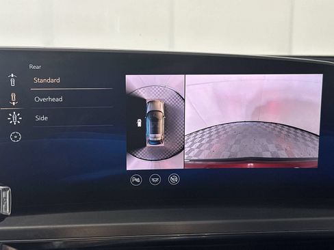 Used 2024 Cadillac Lyriq Sport RWD image 17