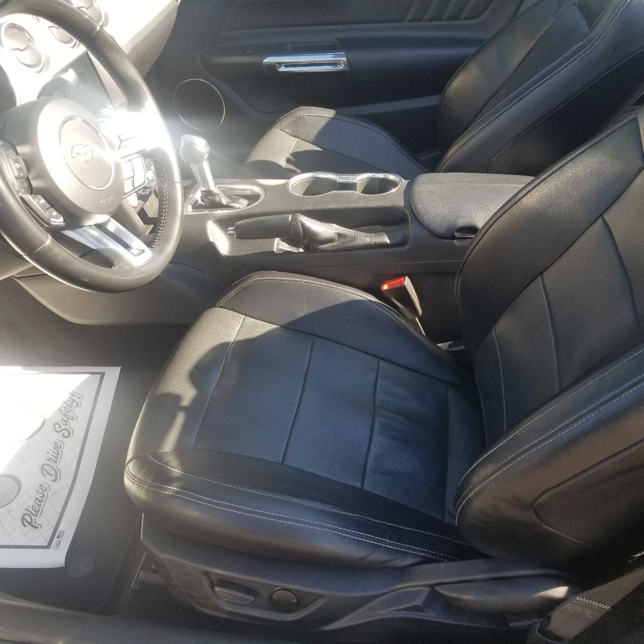 Used 2020 Ford Mustang Premium RWD image 13