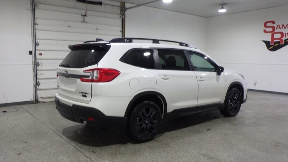 Used 2025 Subaru Ascent Bronze Edition AWD/4WD image 4