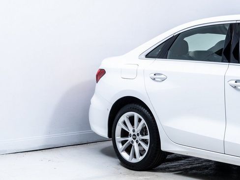 Used 2025 Audi A3 2.0T Premium w/ Convenience Package image 11