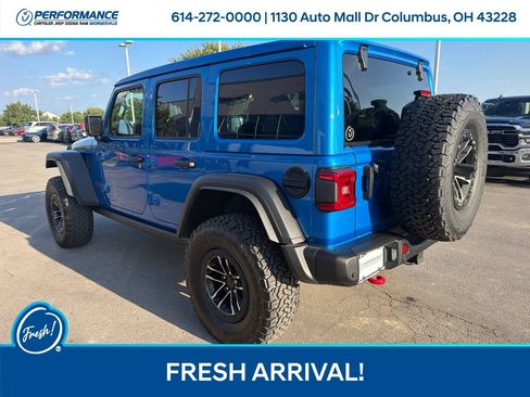 Used 2024 Jeep Wrangler Unlimited Rubicon w/ XTREMEE 35" Tire Package AWD/4WD image 5