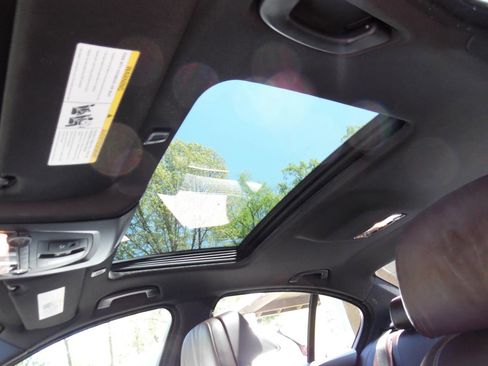 Used 2015 BMW 535i xDrive Sedan AWD/4WD image 19