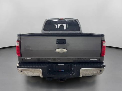 Used 2012 Ford F250 Lariat w/ Lariat Interior Pkg image 8