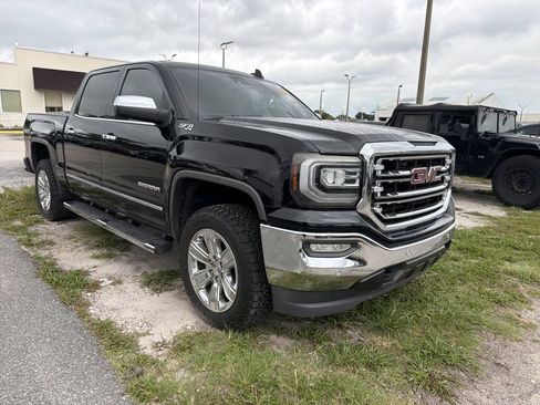 Used 2018 GMC Sierra 1500 SLT AWD/4WD image 7
