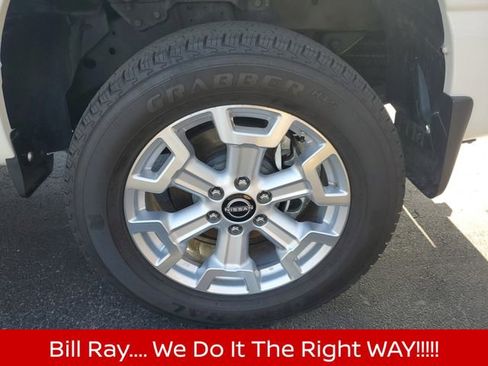 Certified 2024 Nissan Titan SV w/ SV Convenience Package image 7