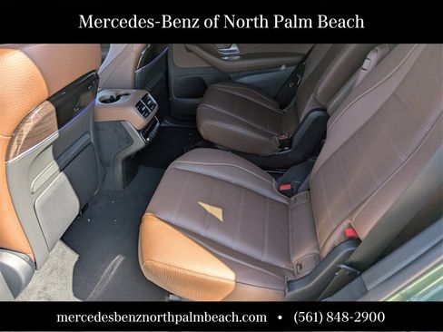 New 2026 Mercedes-Benz GLS 580 4MATIC image 12