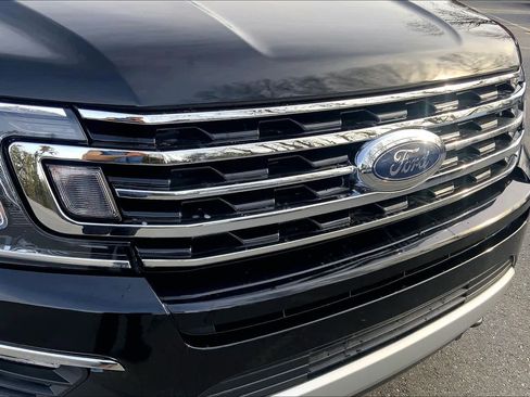 Used 2021 Ford Expedition Max Limited AWD/4WD image 32