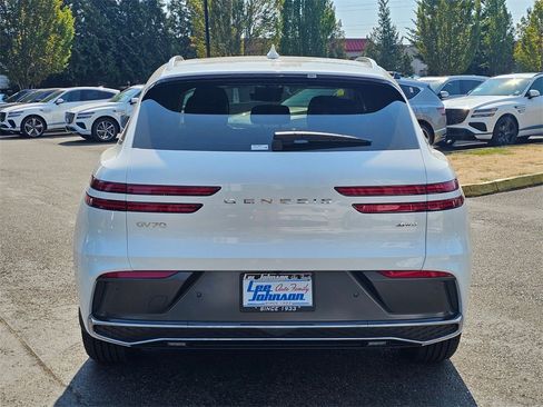 New 2026 Genesis GV70 2.5T Select image 6