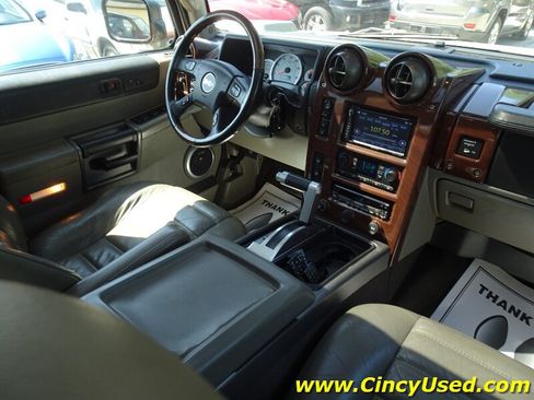 Used 2004 HUMMER H2 w/ Preferred Equipment Group AWD/4WD image 17