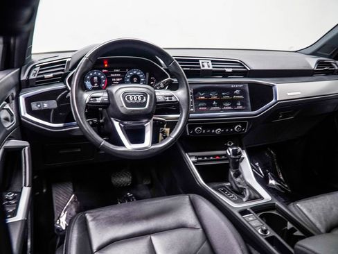 Used 2025 Audi Q3 2.0T Premium AWD/4WD image 19