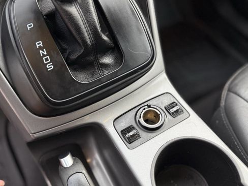 Used 2015 Ford Escape SE w/ Equipment Group 201A image 13