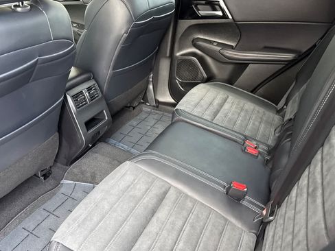 New 2026 Nissan Rogue SL AWD/4WD image 4