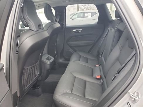 Certified 2025 Volvo XC60 B5 Plus image 28