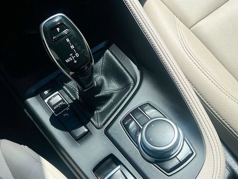 Used 2022 BMW X1 sDrive28i w/ Convenience Package FWD image 17